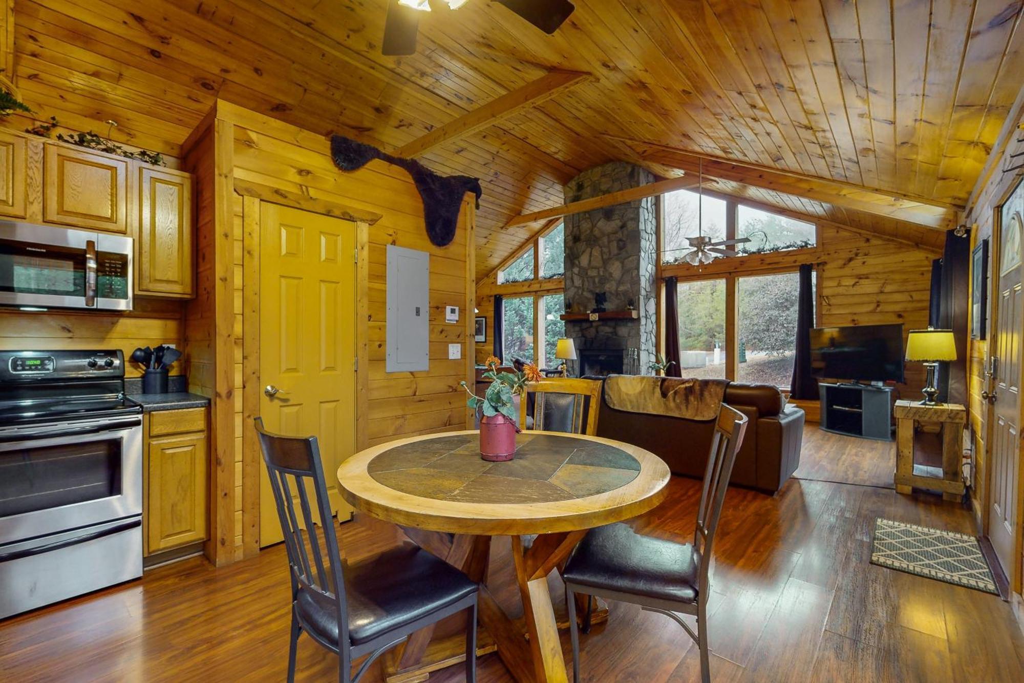 Dancing Bear Villa Sautee Nacoochee Exterior photo
